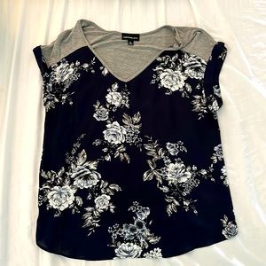 Fortune & Ivy: Like new mixed material top